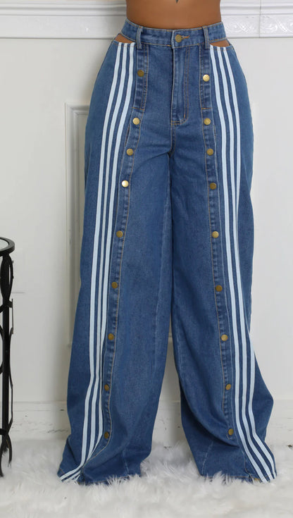 Bottom slit denim pants