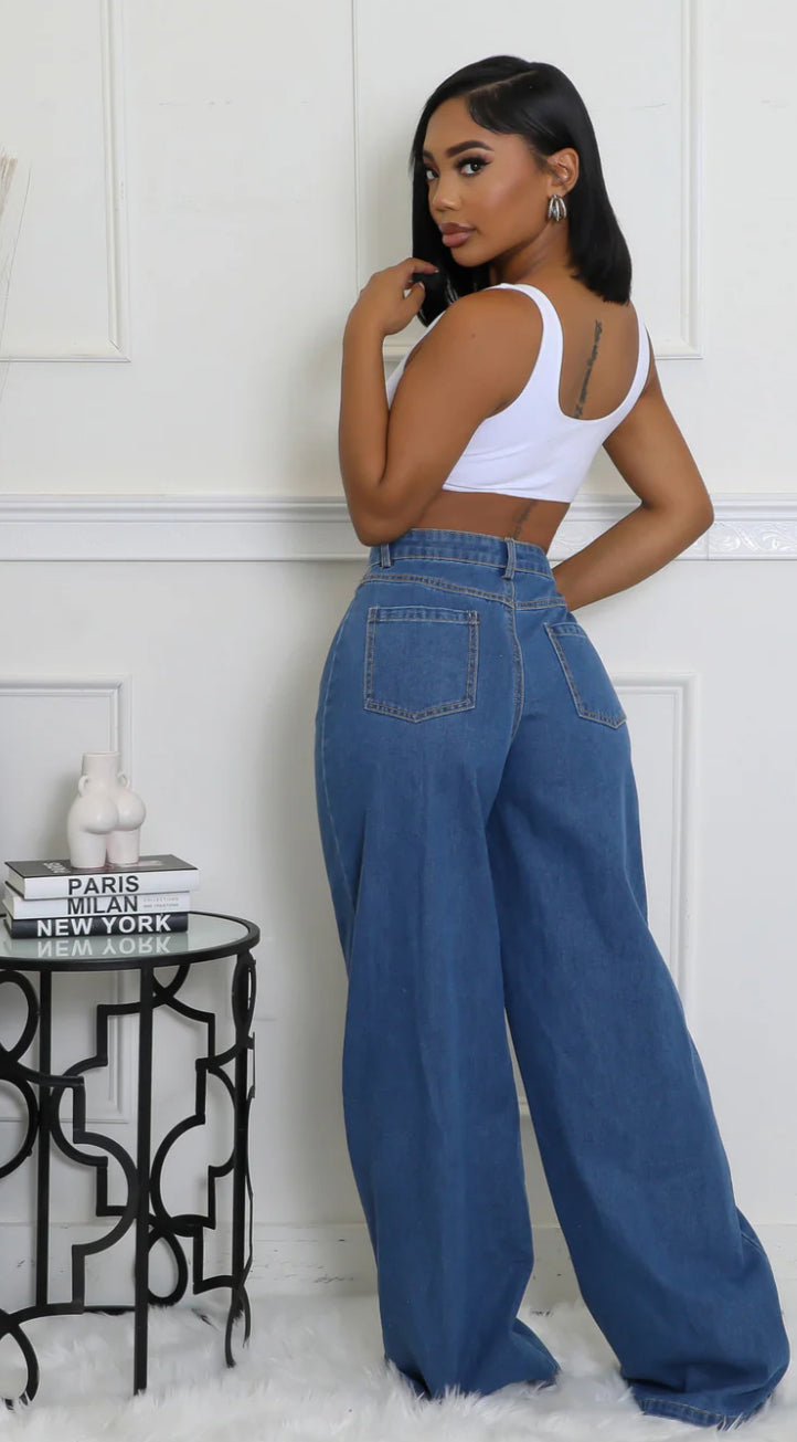 Bottom slit denim pants