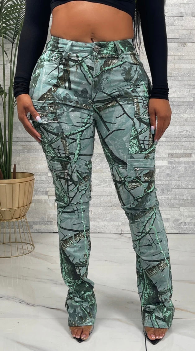 Camo cargo stacked jeans