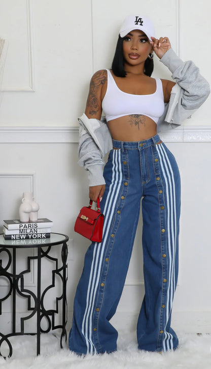 Bottom slit denim pants